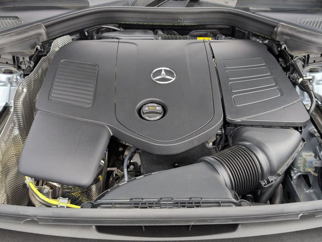 Thumbnail: 2026 Mercedes-Benz GLC - 9