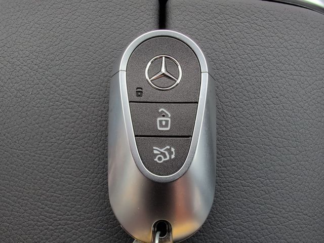 Thumbnail: 2026 Mercedes-Benz GLC - 19