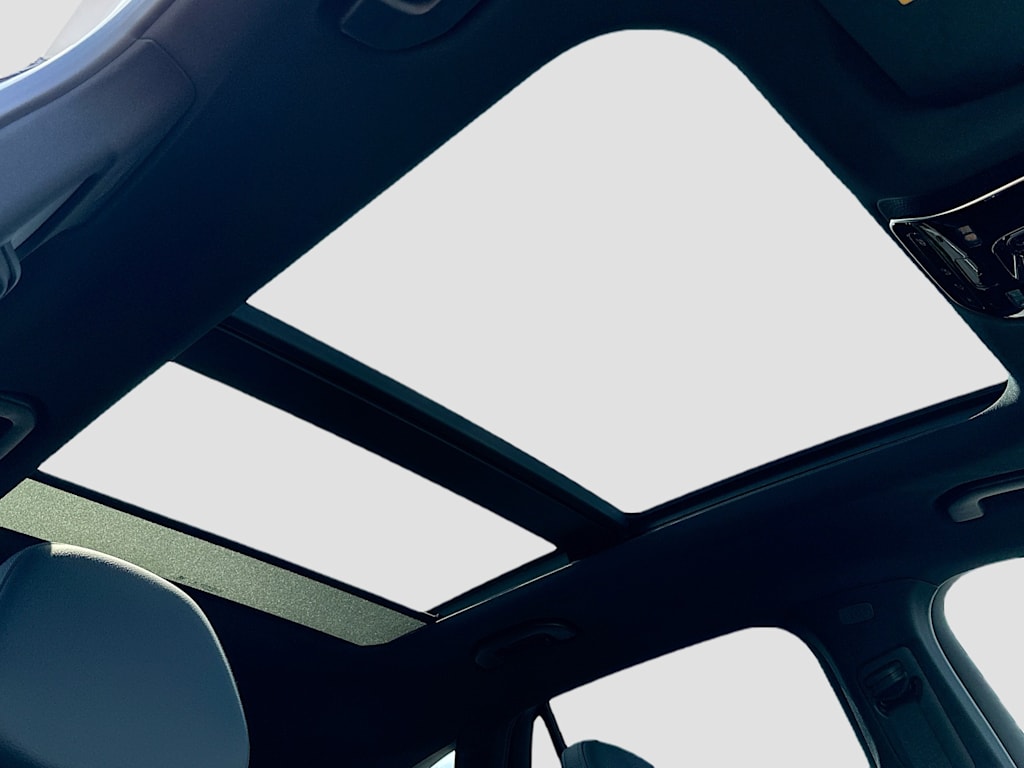 Thumbnail: 2026 Mercedes-Benz GLC - 31