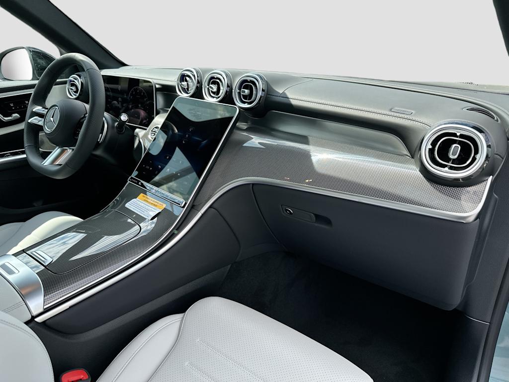 Thumbnail: 2026 Mercedes-Benz GLC - 32