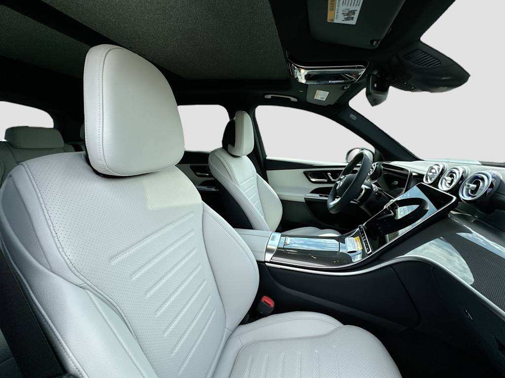 Thumbnail: 2026 Mercedes-Benz GLC - 31