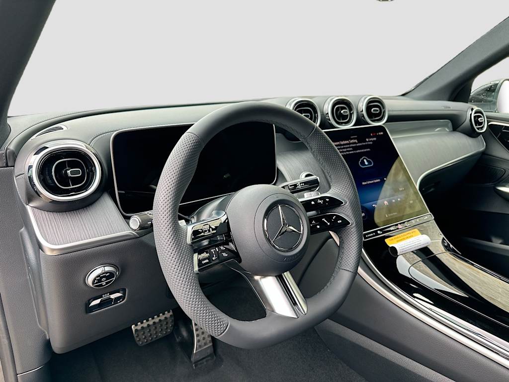 Thumbnail: 2026 Mercedes-Benz GLC - 2