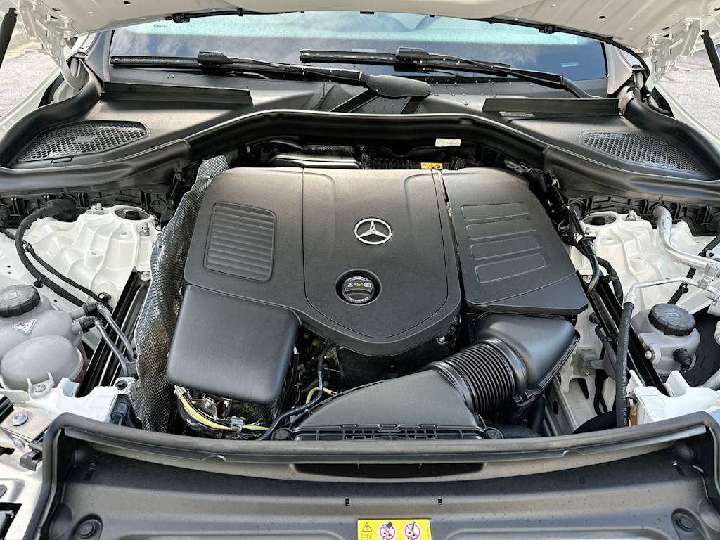 Thumbnail: 2026 Mercedes-Benz GLC - 8