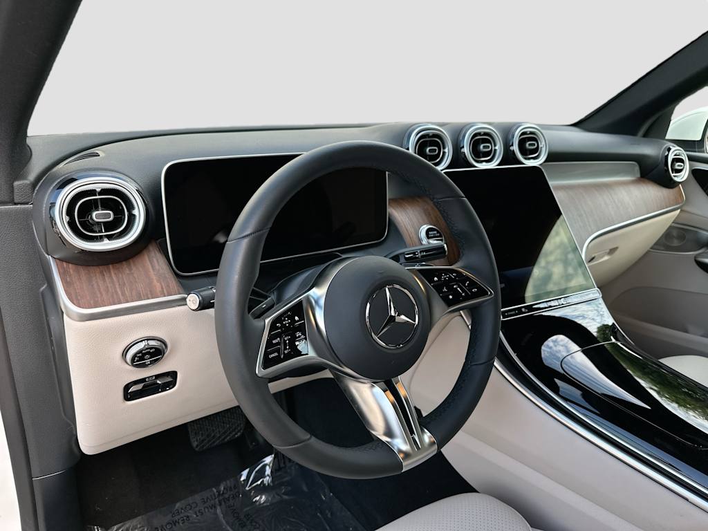 Thumbnail: 2026 Mercedes-Benz GLC - 2