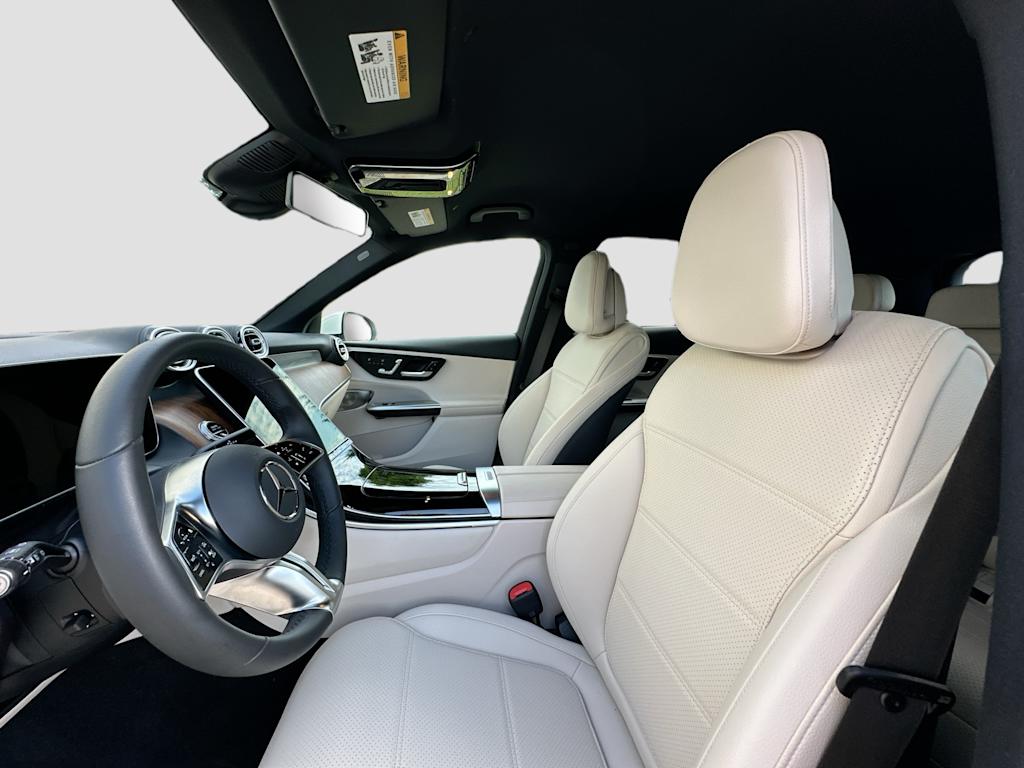 Thumbnail: 2026 Mercedes-Benz GLC - 10