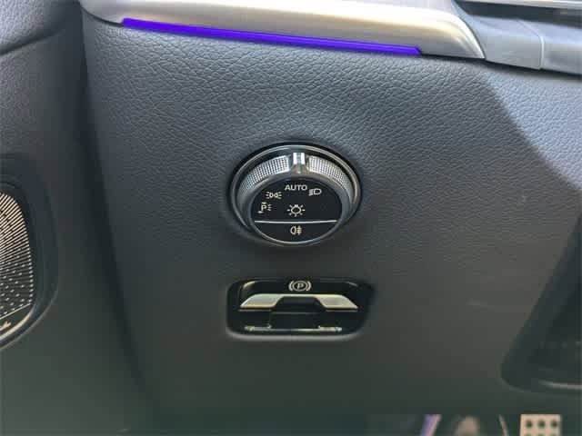 Thumbnail: 2025 Mercedes-Benz GLC - 27