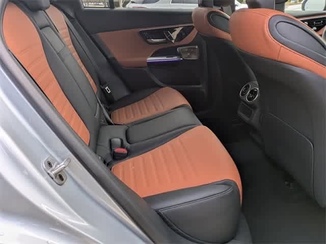 Thumbnail: 2025 Mercedes-Benz GLC - 17