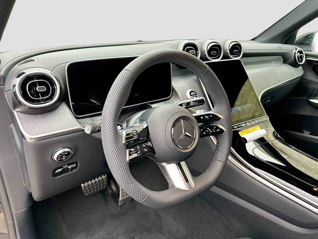Thumbnail: 2026 Mercedes-Benz GLC - 2
