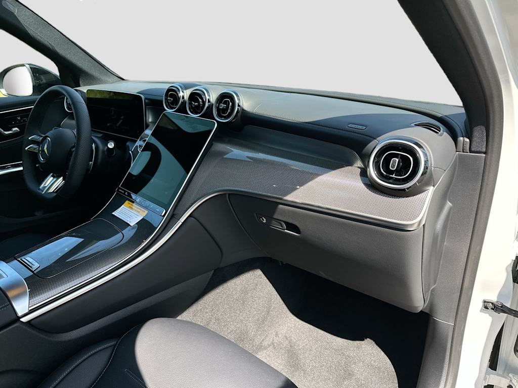 Thumbnail: 2026 Mercedes-Benz GLC - 14