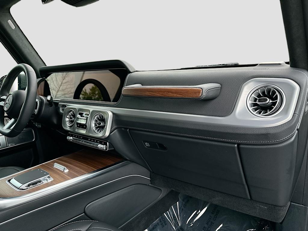Thumbnail: 2026 Mercedes-Benz G-Class - 33
