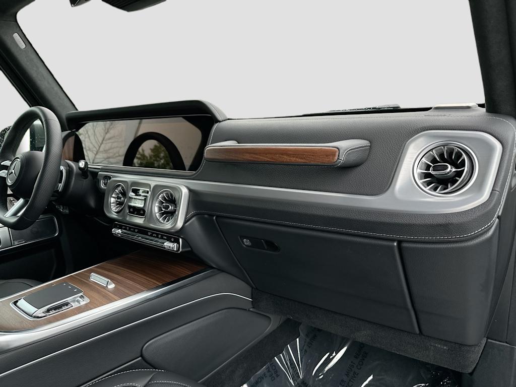 Thumbnail: 2026 Mercedes-Benz G-Class - 33