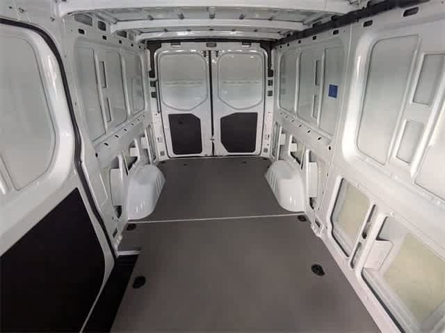Thumbnail: 2025 Mercedes-Benz Sprinter - 14