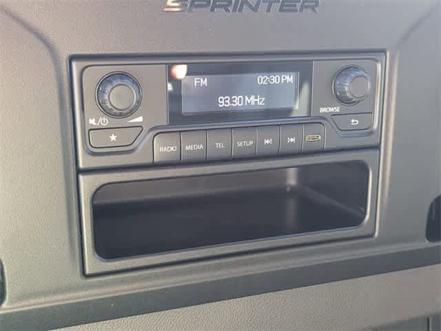 Thumbnail: 2025 Mercedes-Benz Sprinter - 11