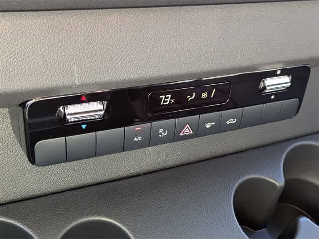 Thumbnail: 2025 Mercedes-Benz Sprinter - 25