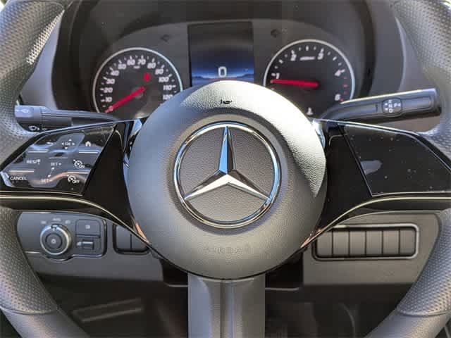 Thumbnail: 2025 Mercedes-Benz Sprinter - 21