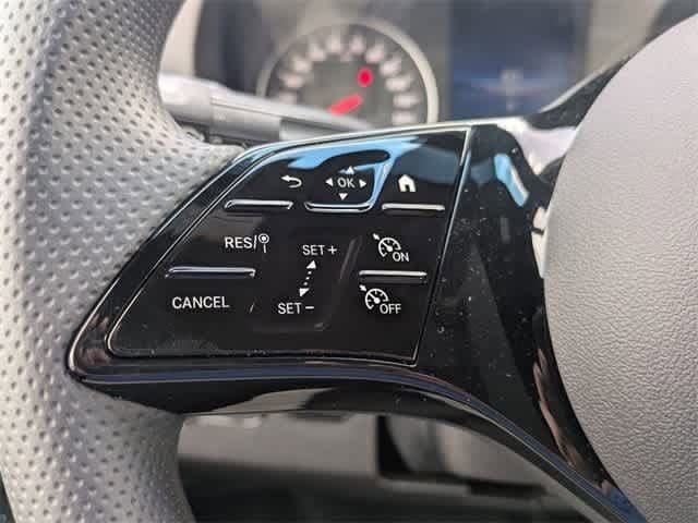 Thumbnail: 2025 Mercedes-Benz Sprinter - 21