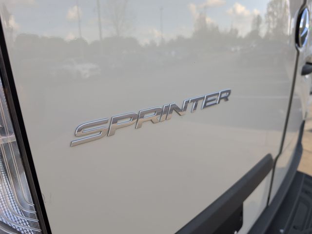 Thumbnail: 2026 Mercedes-Benz Sprinter - 7