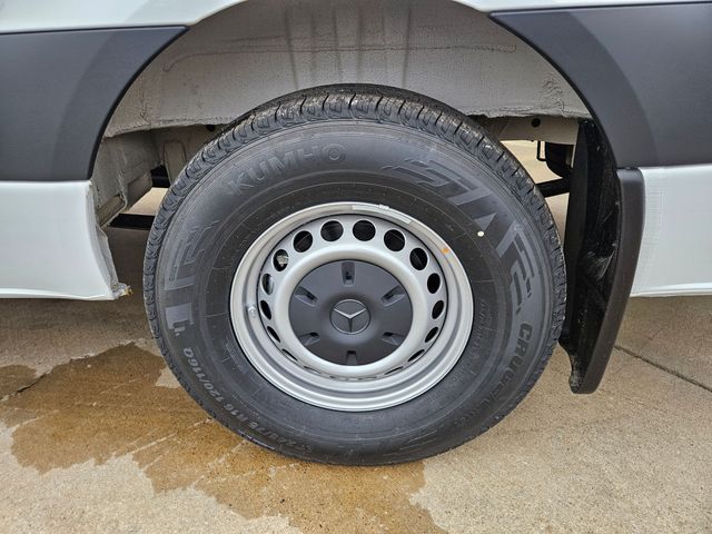 Thumbnail: 2026 Mercedes-Benz Sprinter - 8