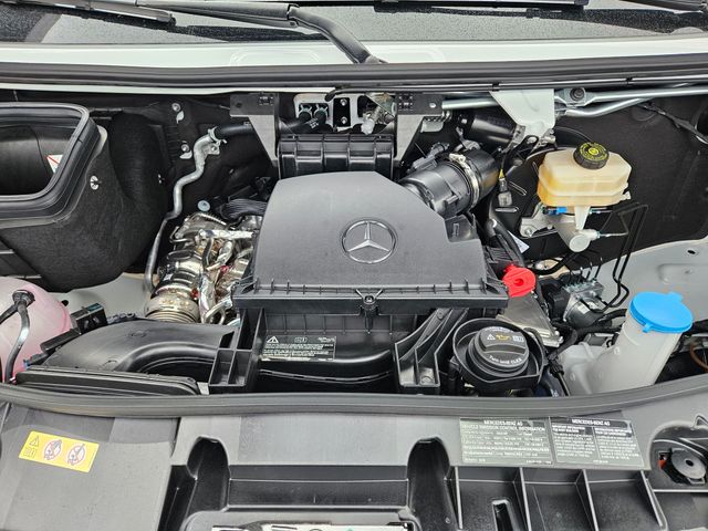 Thumbnail: 2026 Mercedes-Benz Sprinter - 9