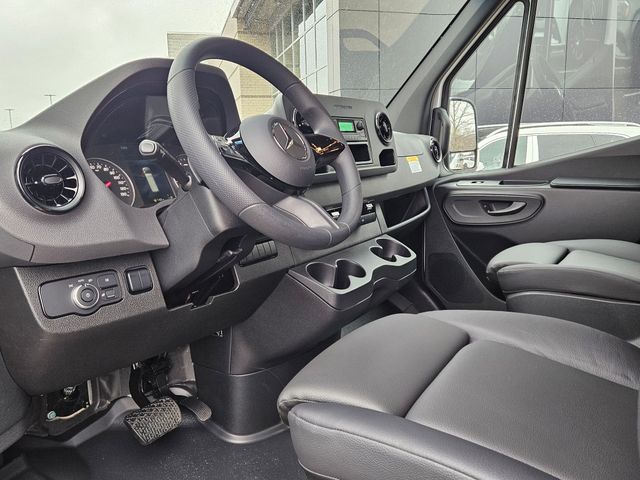 Thumbnail: 2026 Mercedes-Benz Sprinter - 2