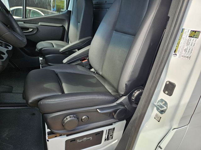 Thumbnail: 2026 Mercedes-Benz Sprinter - 10