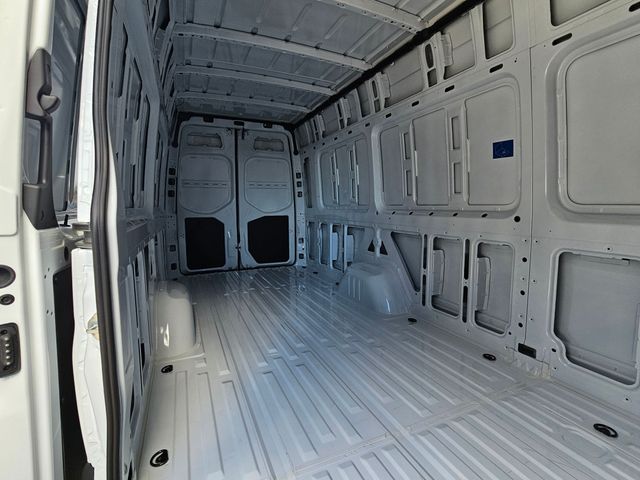 Thumbnail: 2026 Mercedes-Benz Sprinter - 31