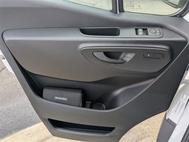 Thumbnail: 2025 Mercedes-Benz Sprinter - 18