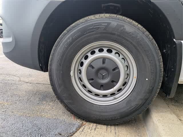 Thumbnail: 2025 Mercedes-Benz Sprinter - 6