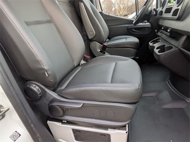 Thumbnail: 2024 Mercedes-Benz eSprinter - 10