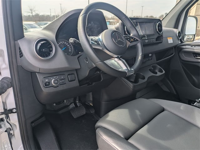 Thumbnail: 2024 Mercedes-Benz eSprinter - 2