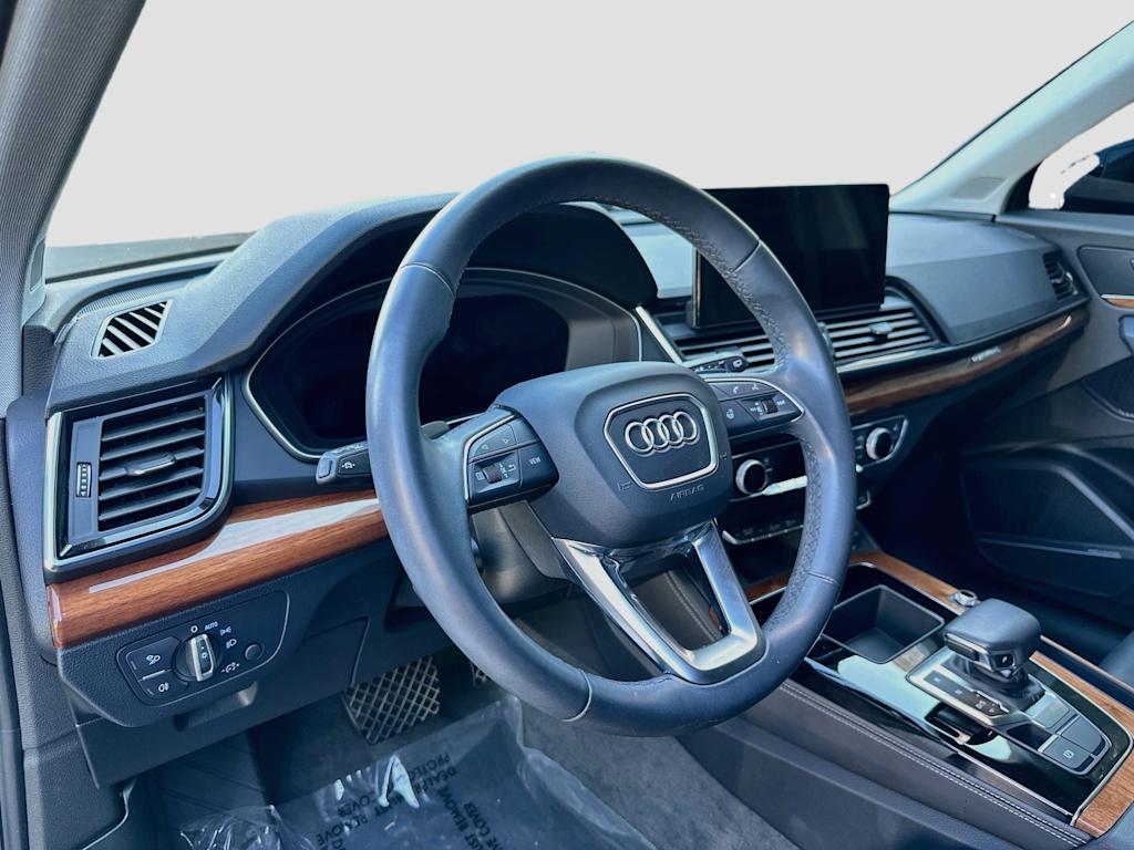 Thumbnail: 2023 Audi Q5 - 2