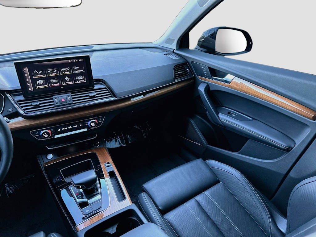 Thumbnail: 2023 Audi Q5 - 15