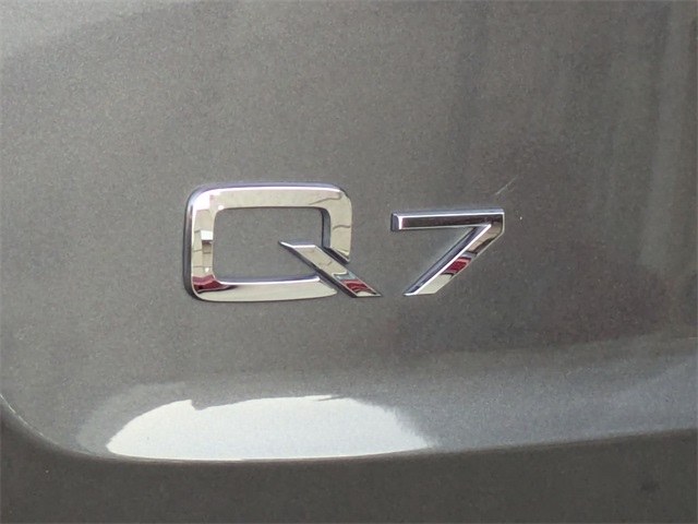 Thumbnail: 2021 Audi Q7 - 22