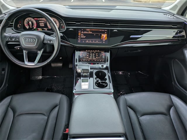 Thumbnail: 2021 Audi Q7 - 10