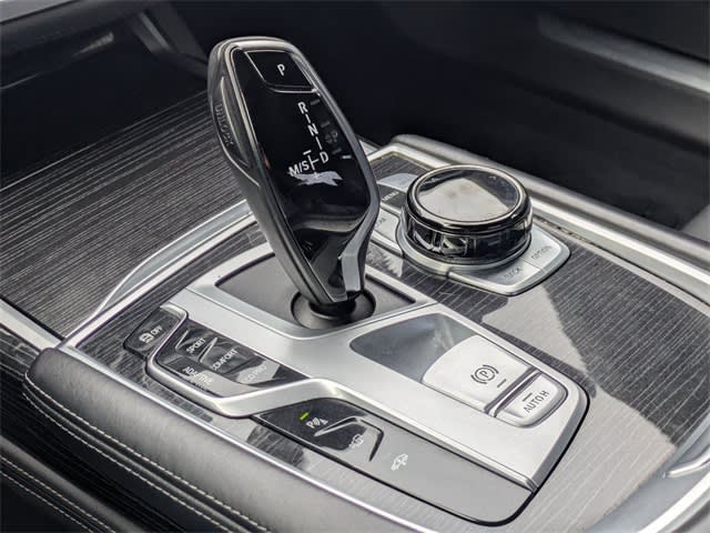 Thumbnail: 2022 BMW 7 Series - 14