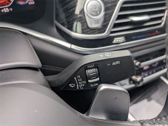 Thumbnail: 2022 BMW 7 Series - 30