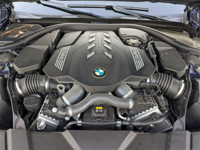 Thumbnail: 2021 BMW 7 Series - 9