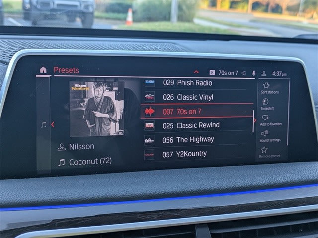 Thumbnail: 2021 BMW 7 Series - 32