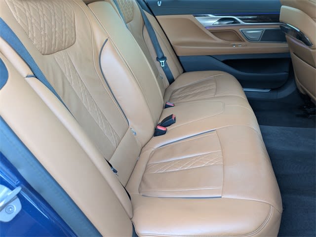 Thumbnail: 2021 BMW 7 Series - 27