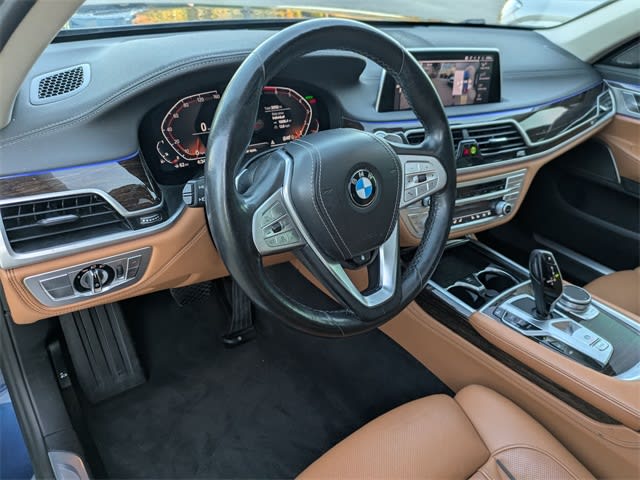 Thumbnail: 2021 BMW 7 Series - 2