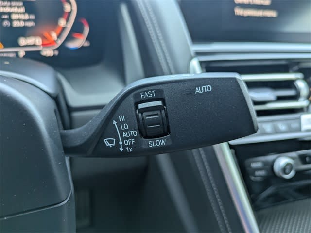 Thumbnail: 2022 BMW 8 Series - 31