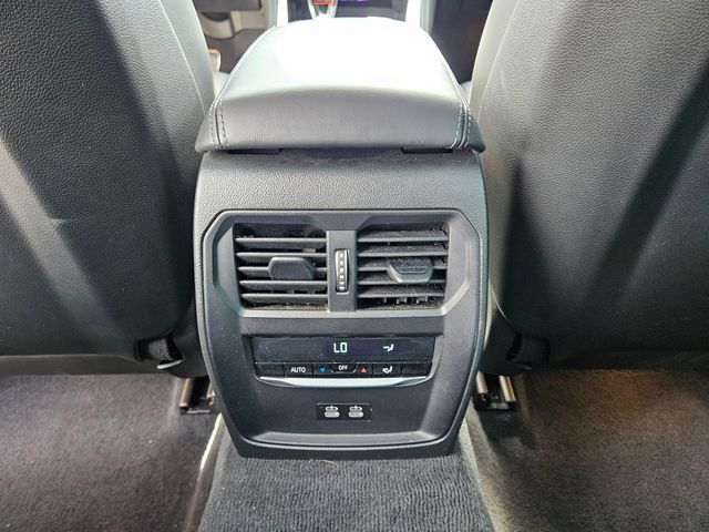 Thumbnail: 2022 BMW M3 - 25