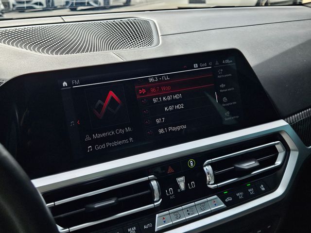 Thumbnail: 2022 BMW M3 - 35