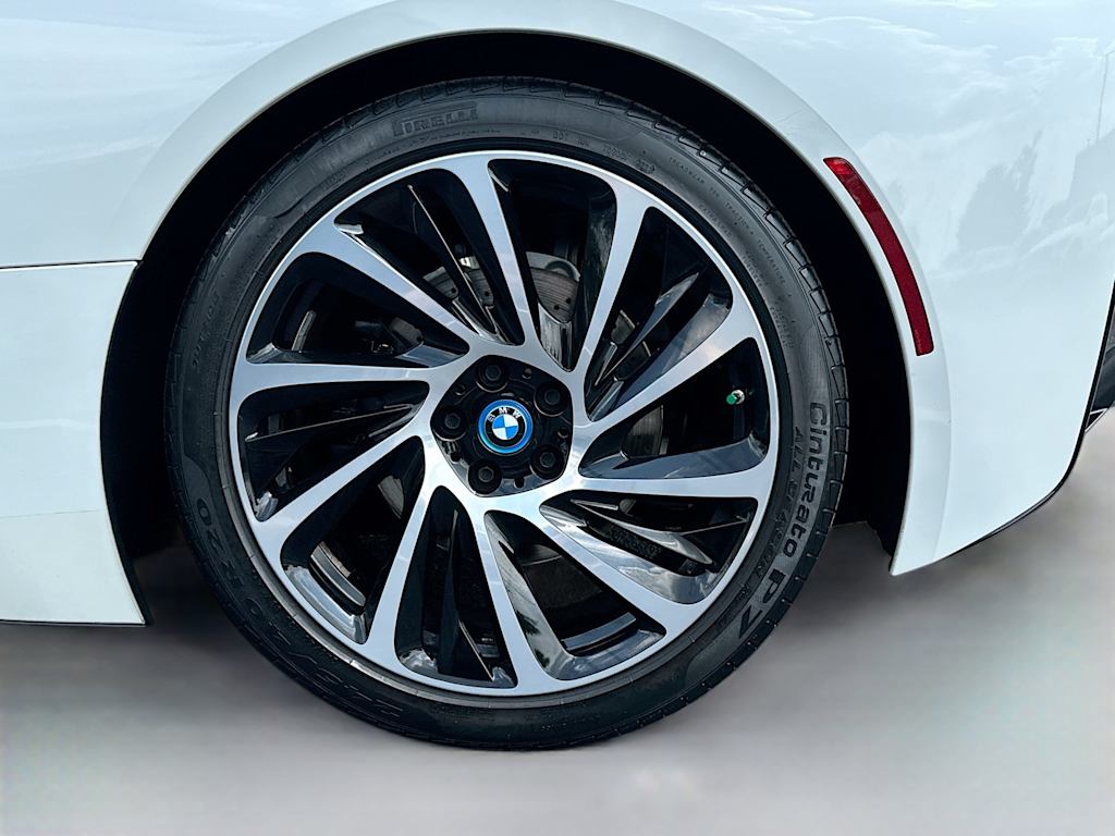 Thumbnail: 2016 BMW  - 8
