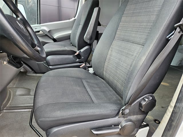 Thumbnail: 2015 Mercedes-Benz Sprinter - 10