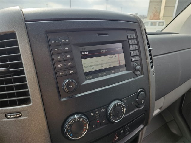 Thumbnail: 2015 Mercedes-Benz Sprinter - 23