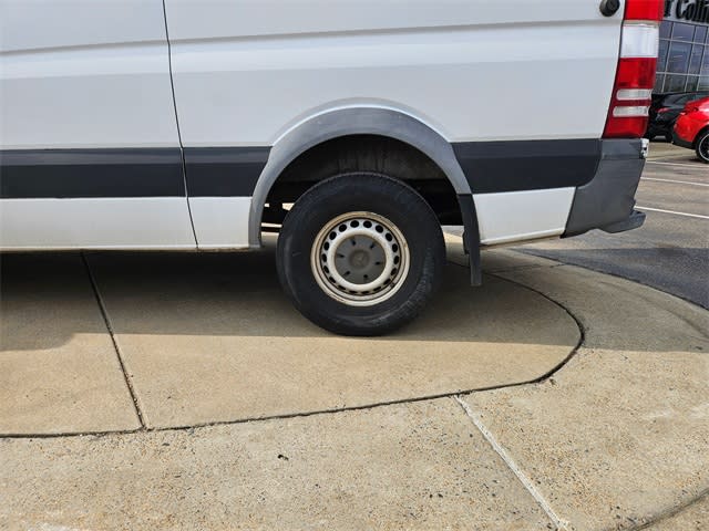 Thumbnail: 2015 Mercedes-Benz Sprinter - 8