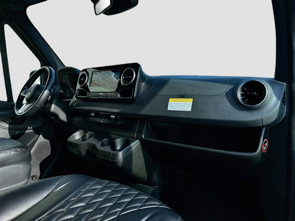 Thumbnail: 2019 Mercedes-Benz Sprinter - 13
