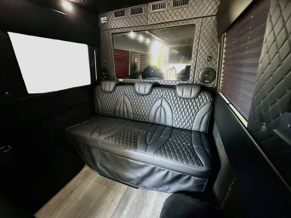 Thumbnail: 2019 Mercedes-Benz Sprinter - 34