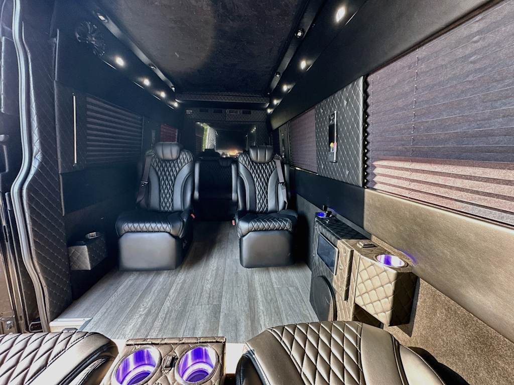 Thumbnail: 2019 Mercedes-Benz Sprinter - 15